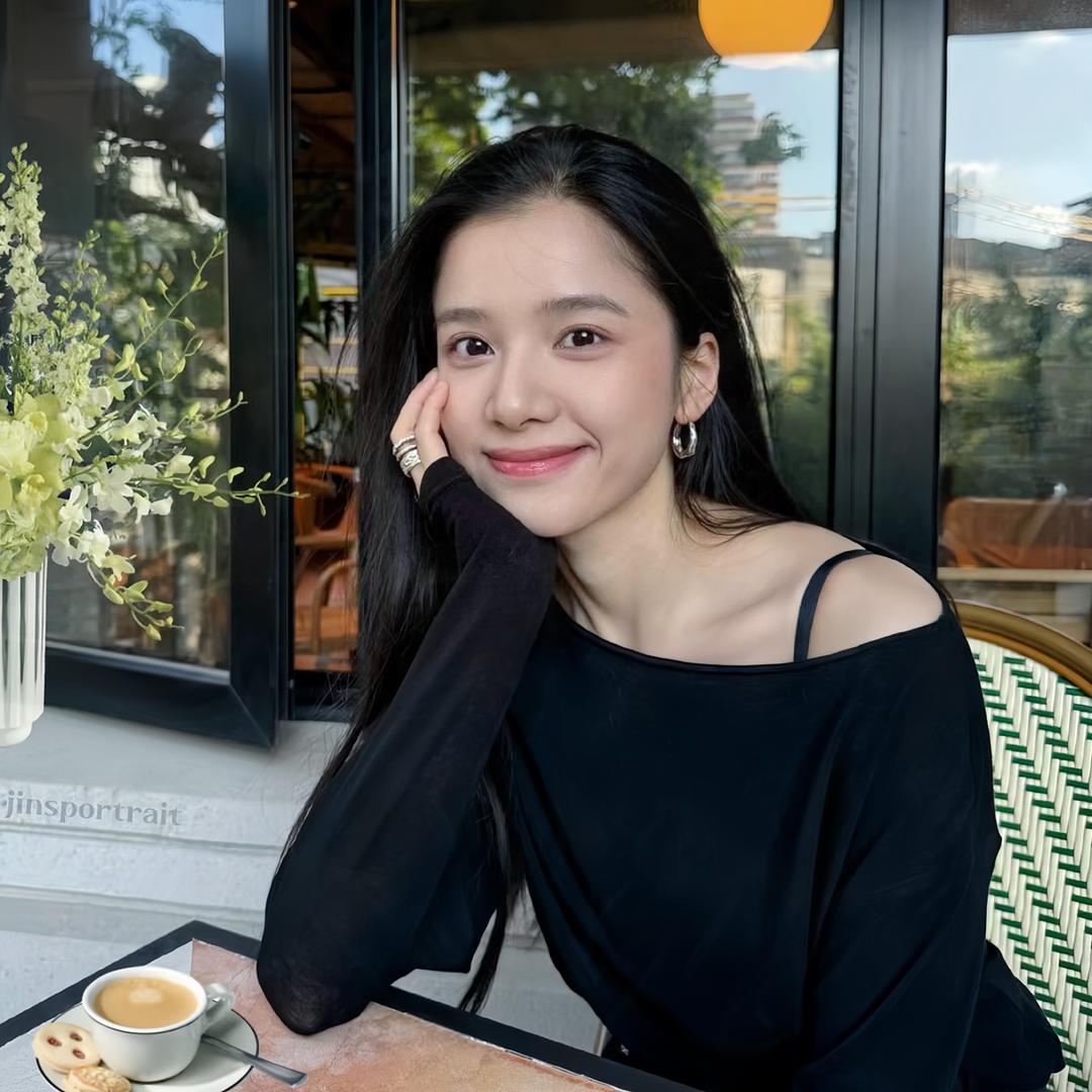 是嘉懿呀