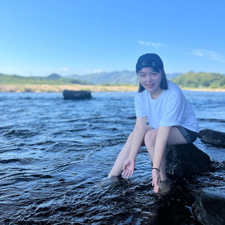 小蹦哒💕