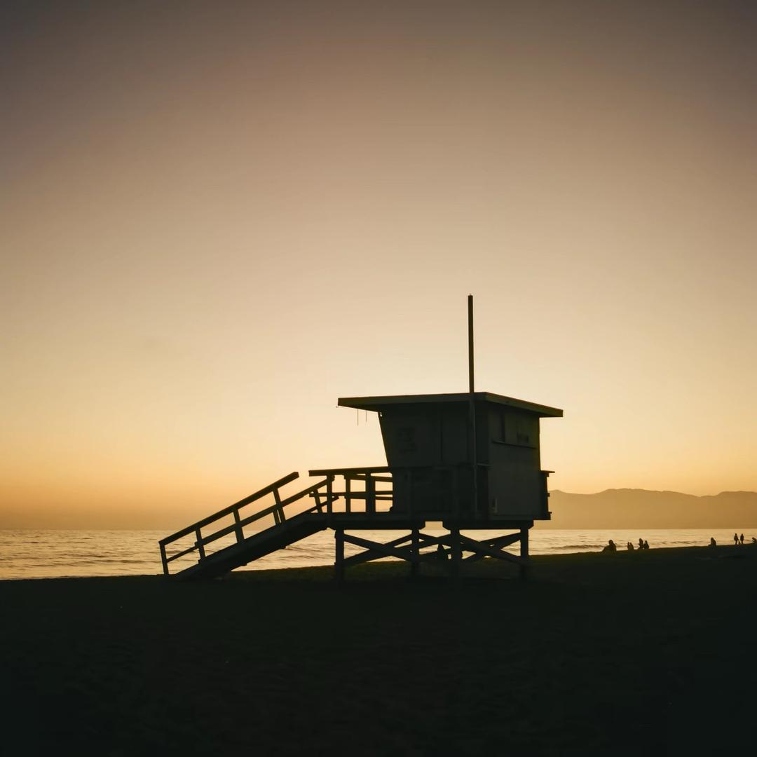 泪水填满太平洋