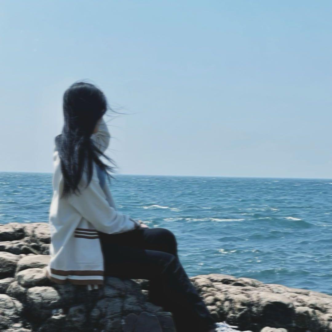 @贰月
