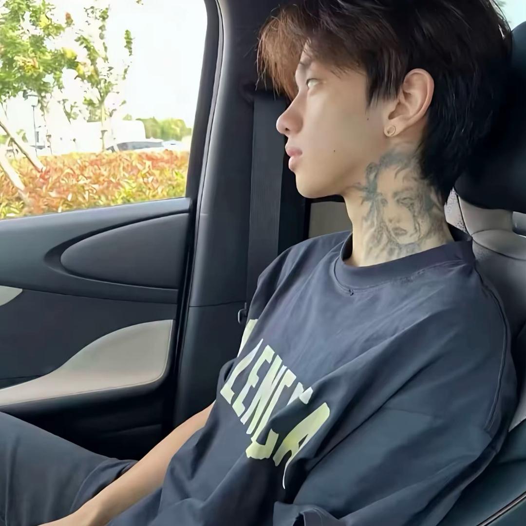 牢门少爷