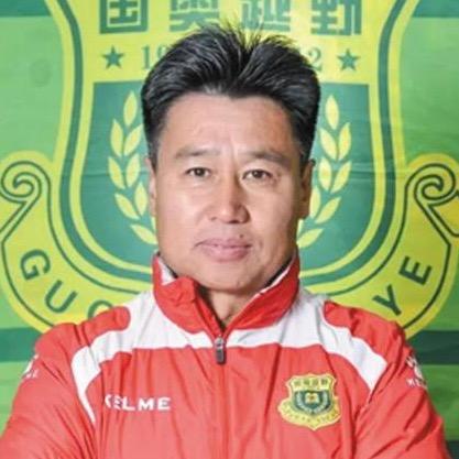 蔡伟足球