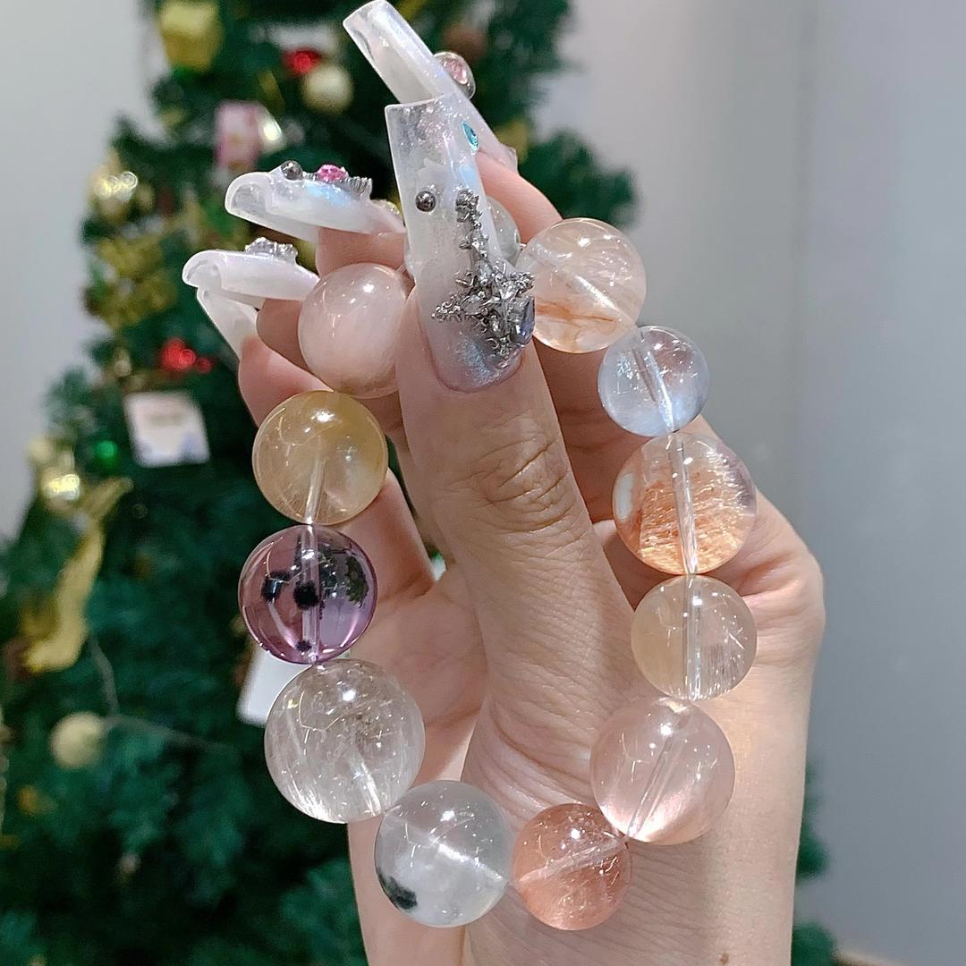 透界饰物所