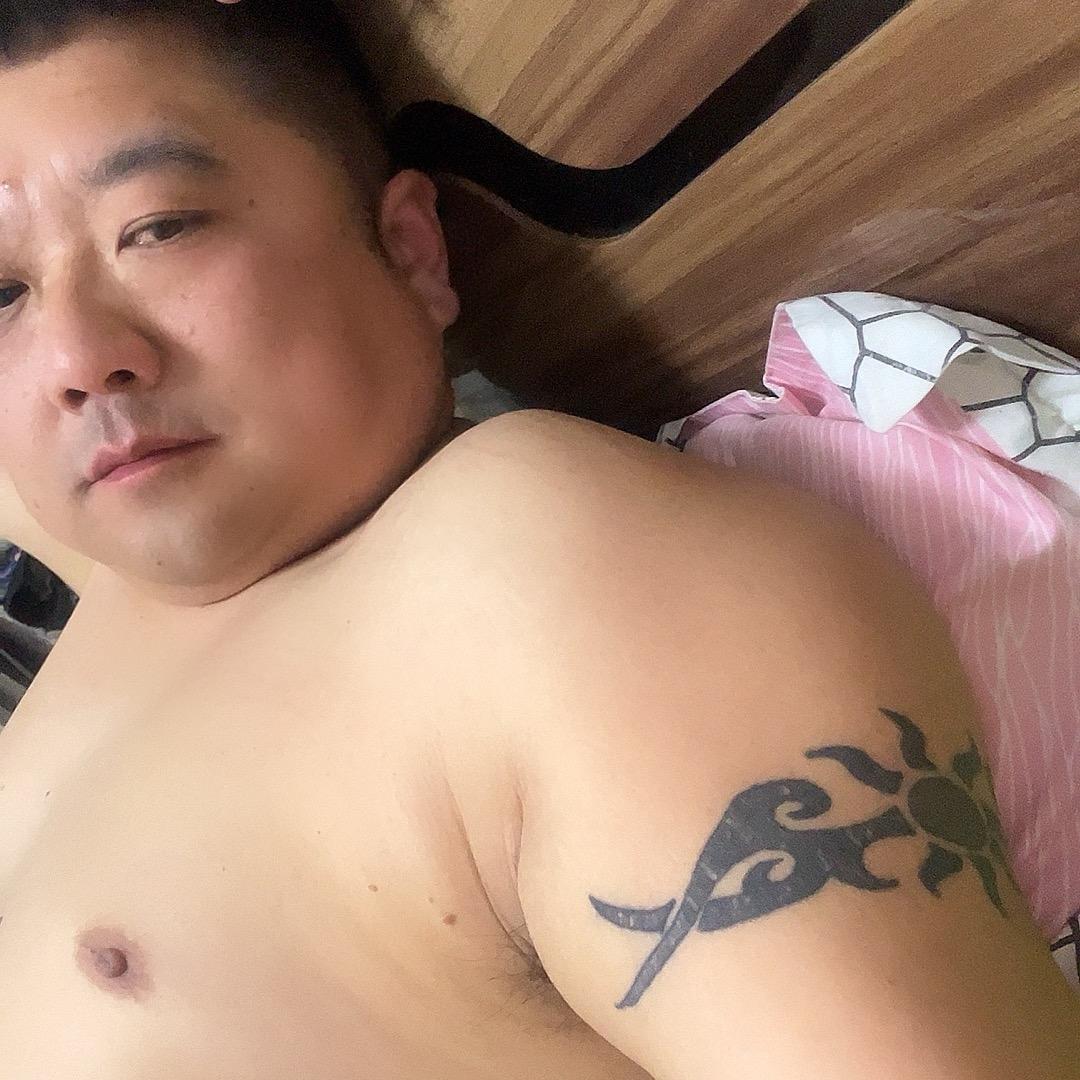 Hello@是龙哥呀！