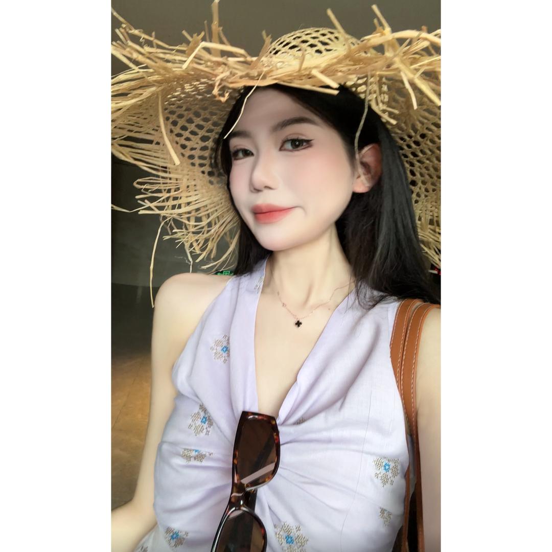 黄一白服饰