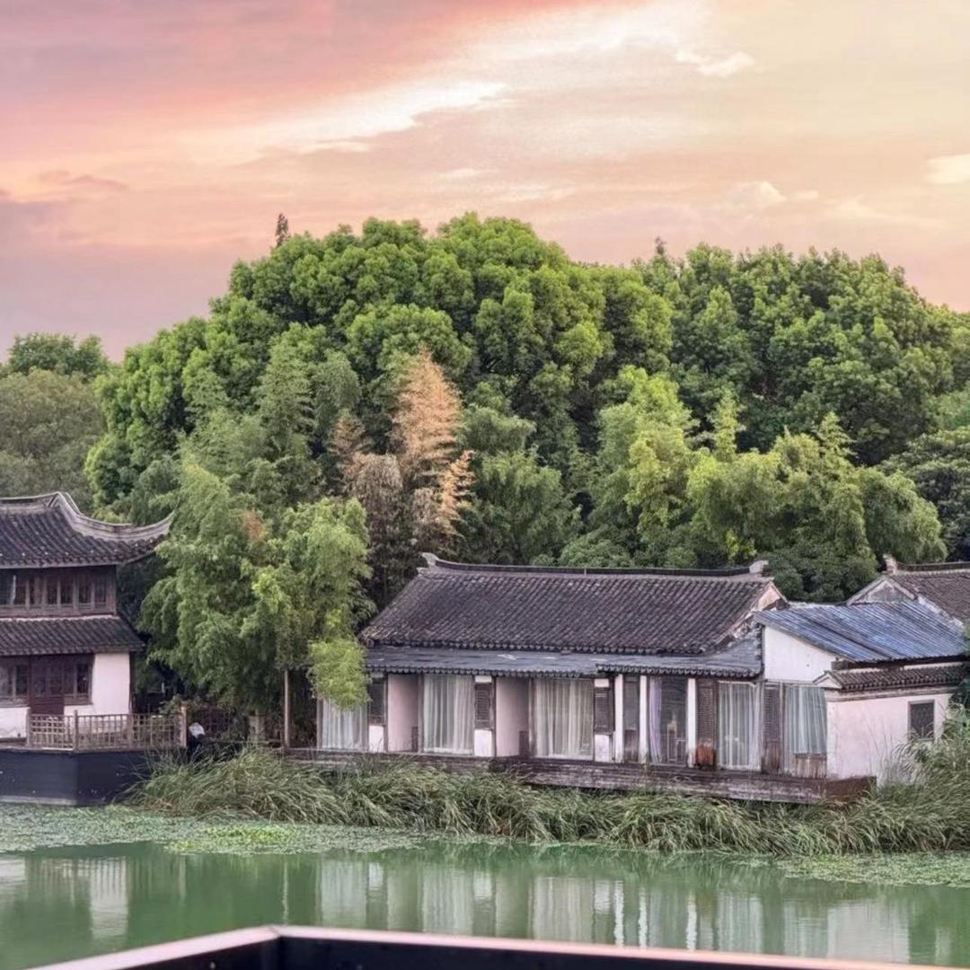 周庄古镇慢生活湖景民宿