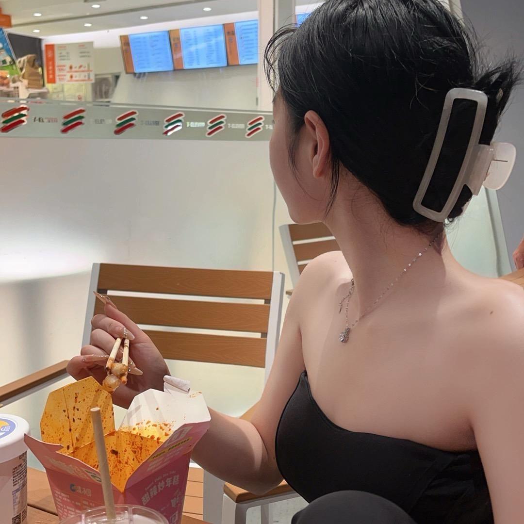 小羊失眠了.🍑