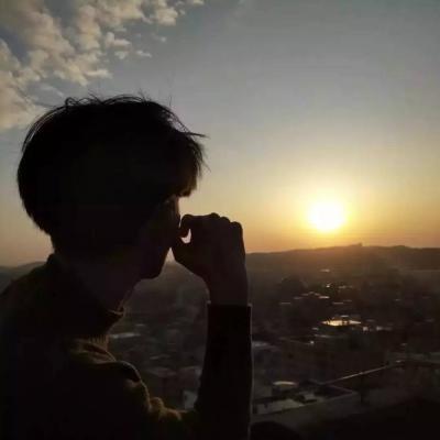 不一样的先生
