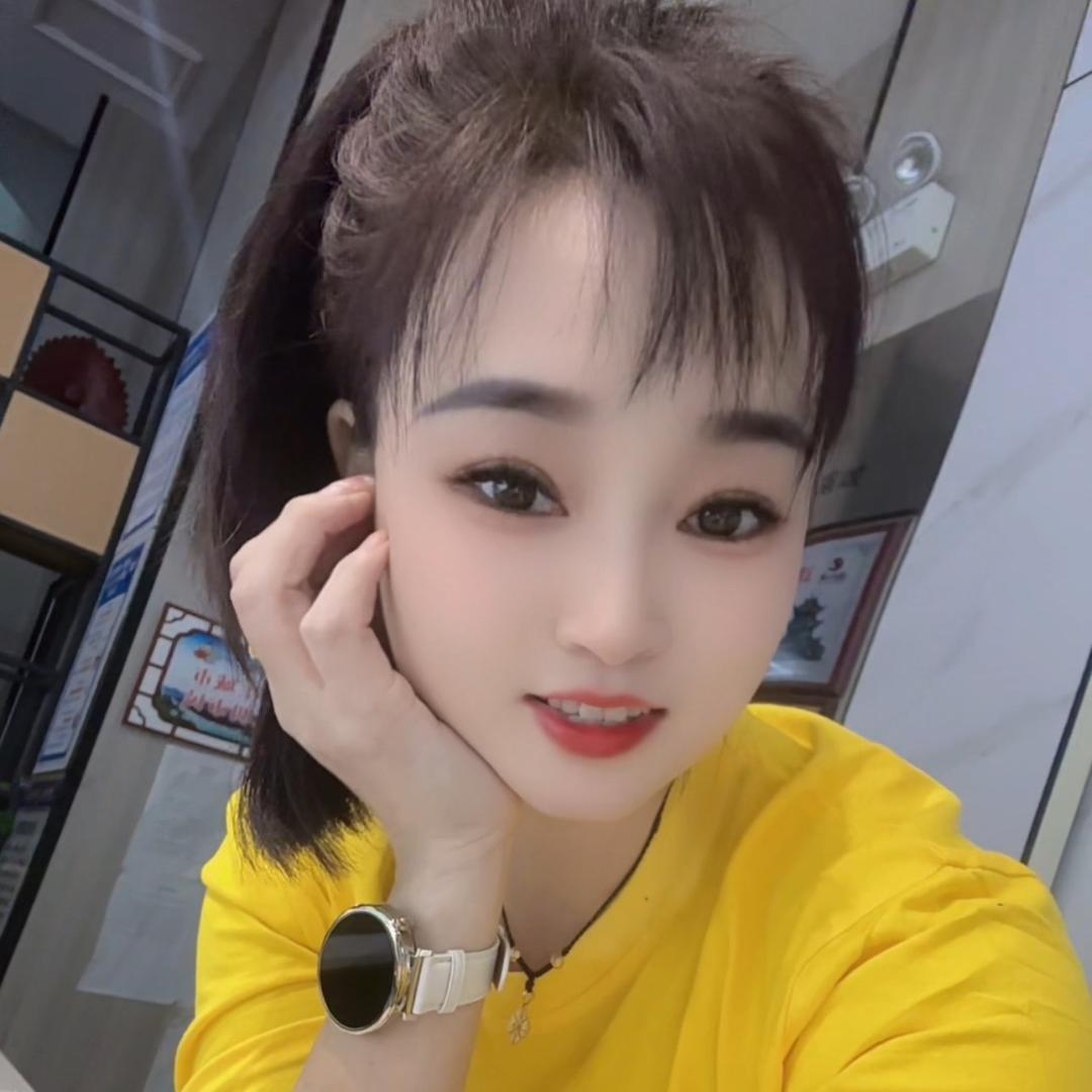 攀果地小英