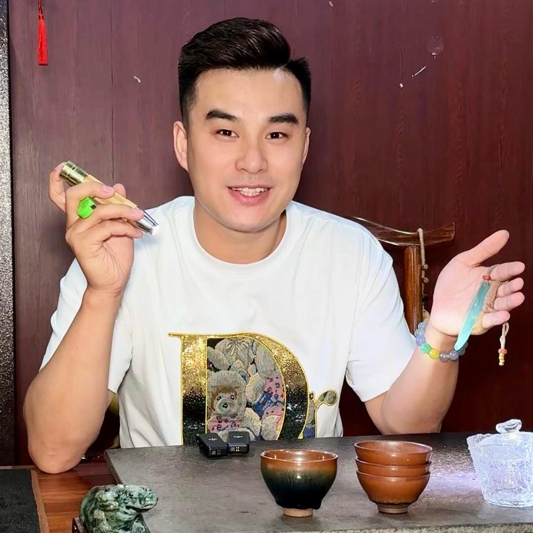 丹伦翡翠珠宝甄选