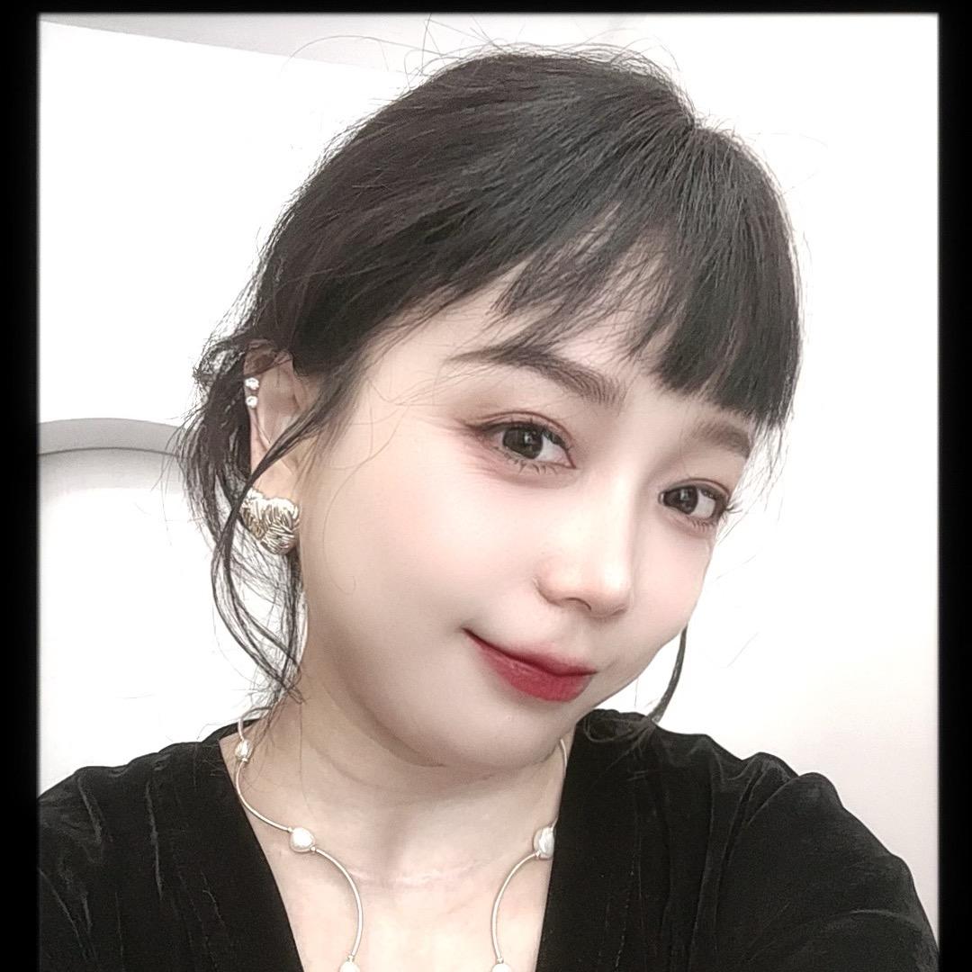 慈利C位女装魏薇