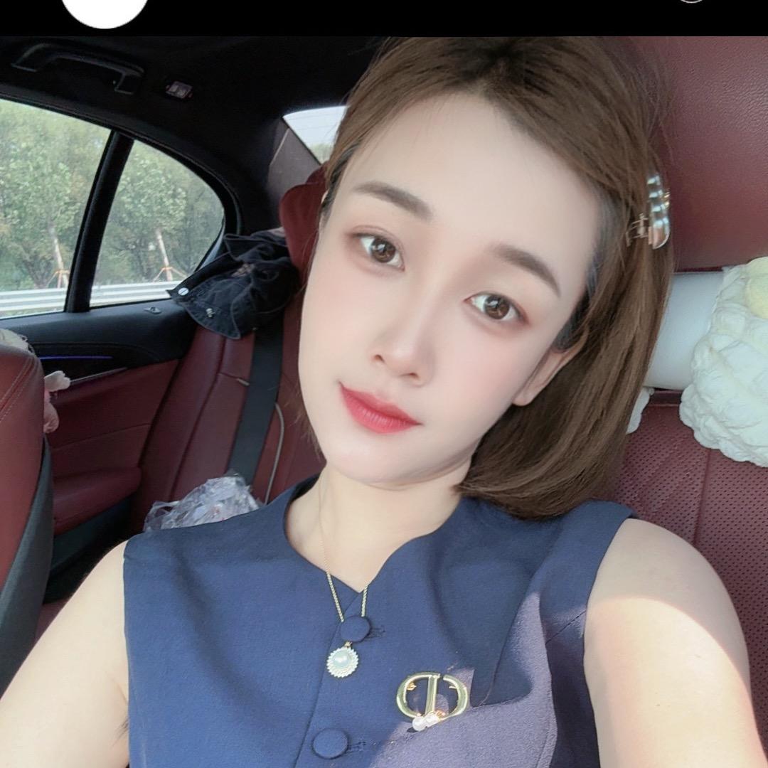 🎀 Mrs.董💕小姐（连赞的拉黑）