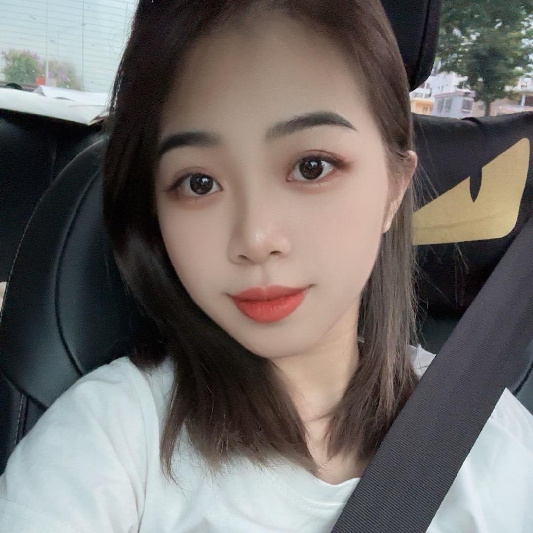 🥰容小小💐