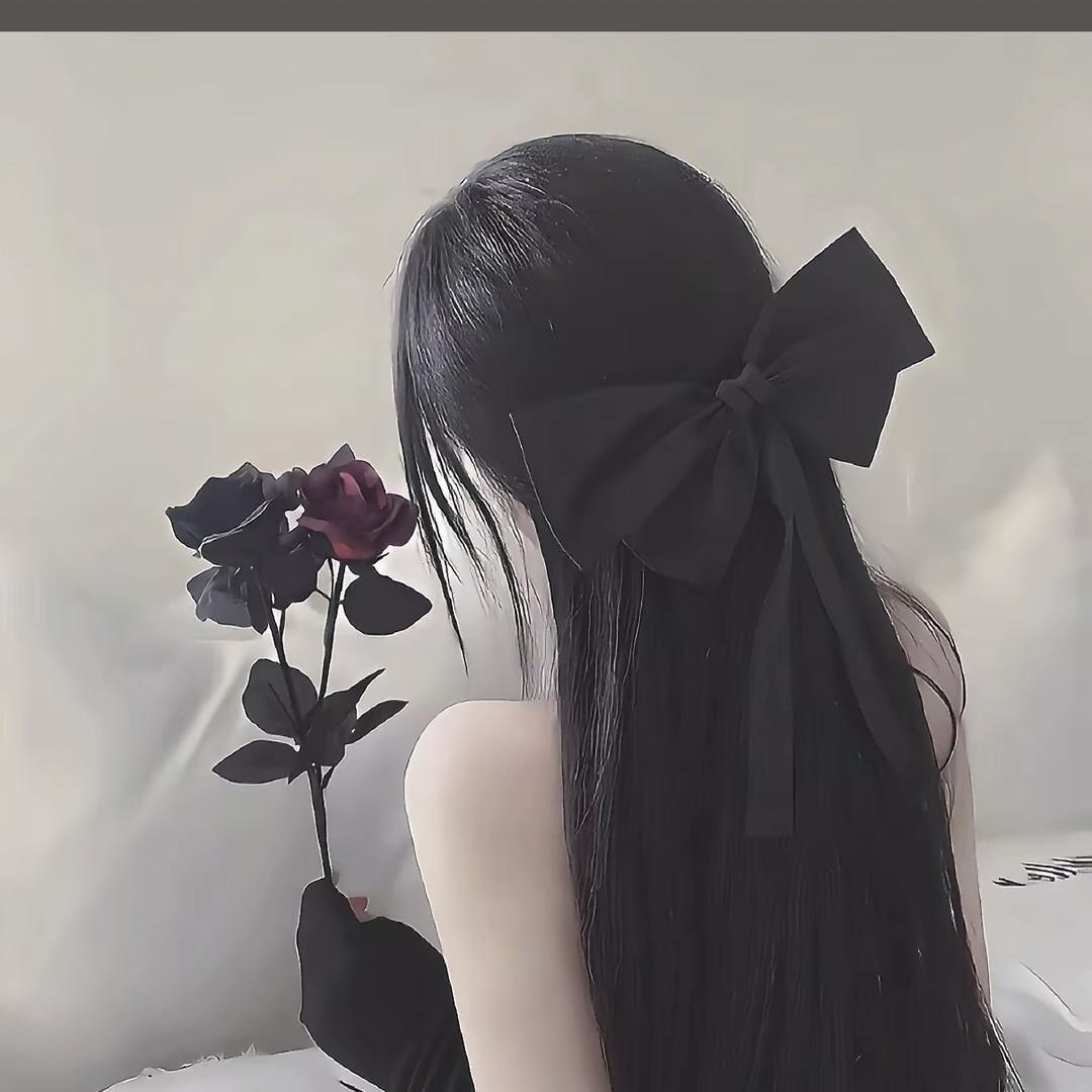 𝑫⃨ᴇ⃨ᴀ⃨ʀ⃨ ：偏爱.  .🍀