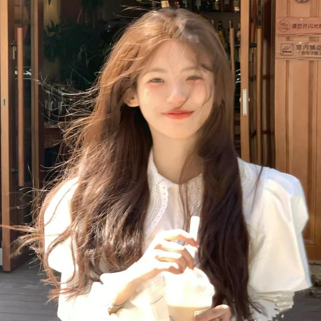 小鱼不吃鱼🐬