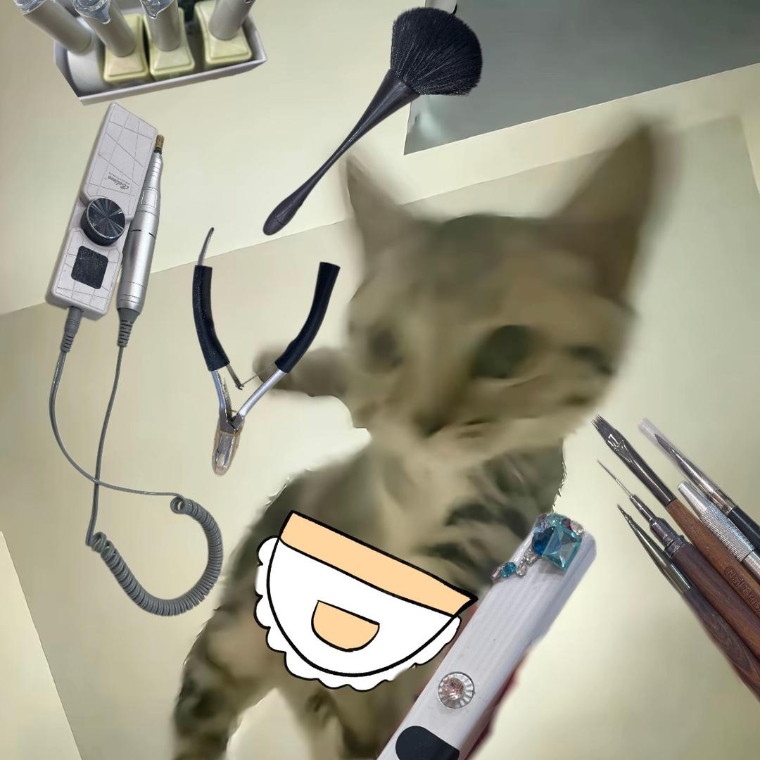 轻美美甲师➕☆