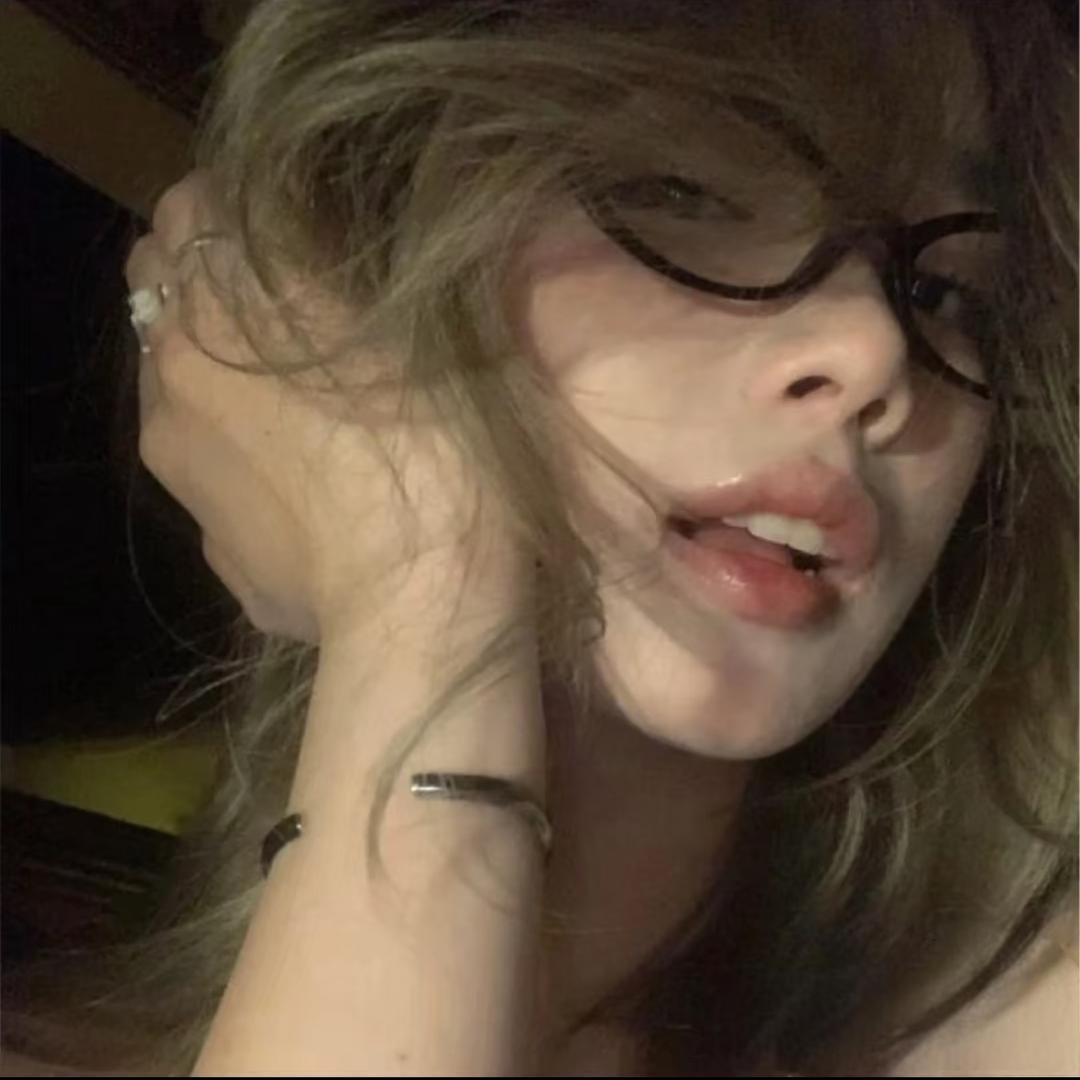 🍓小张爱吃草莓