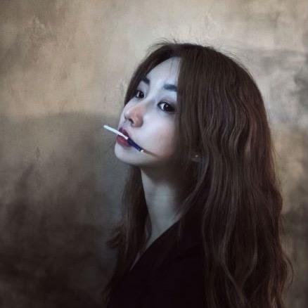 小魔女Mona