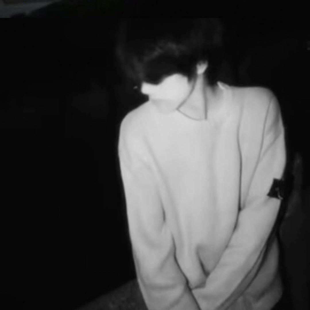 装b被打掉两颗牙