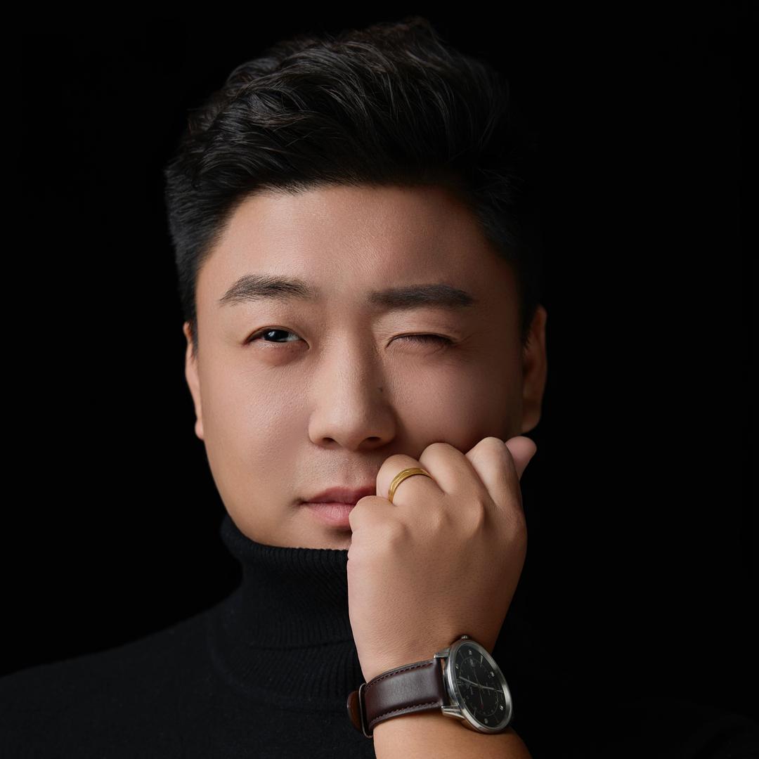 一个做婚礼的小哥哥
