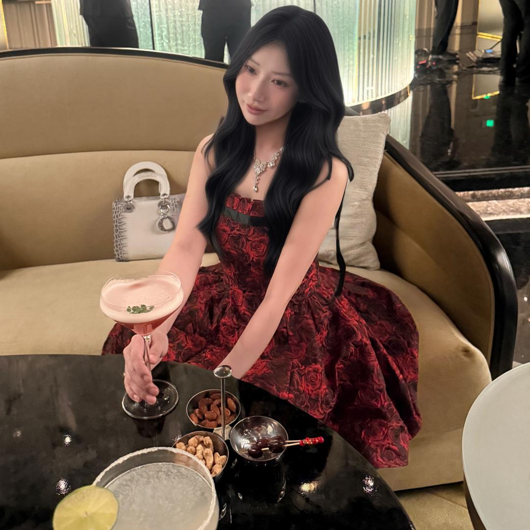 慕慕（yomi）的朋友圈