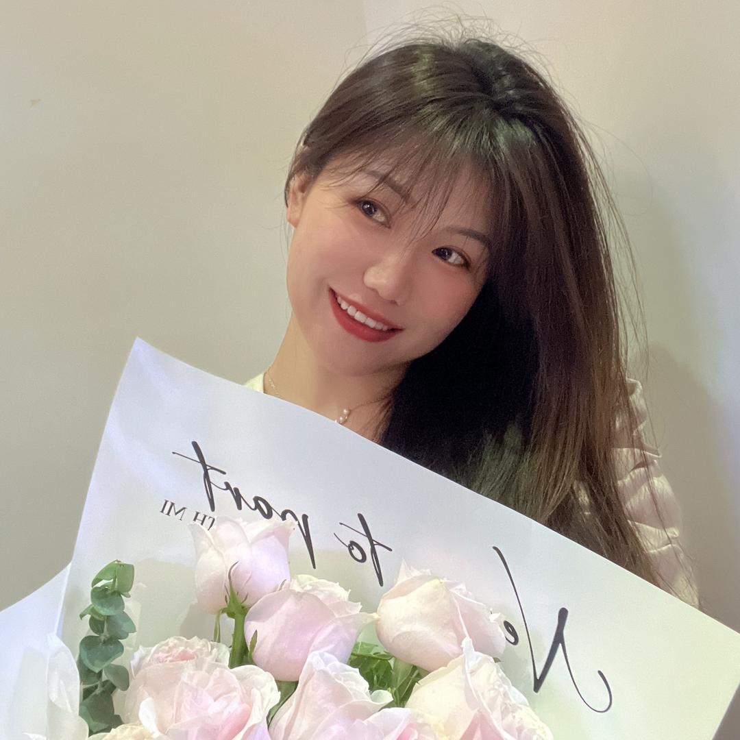 小倩爱美甲