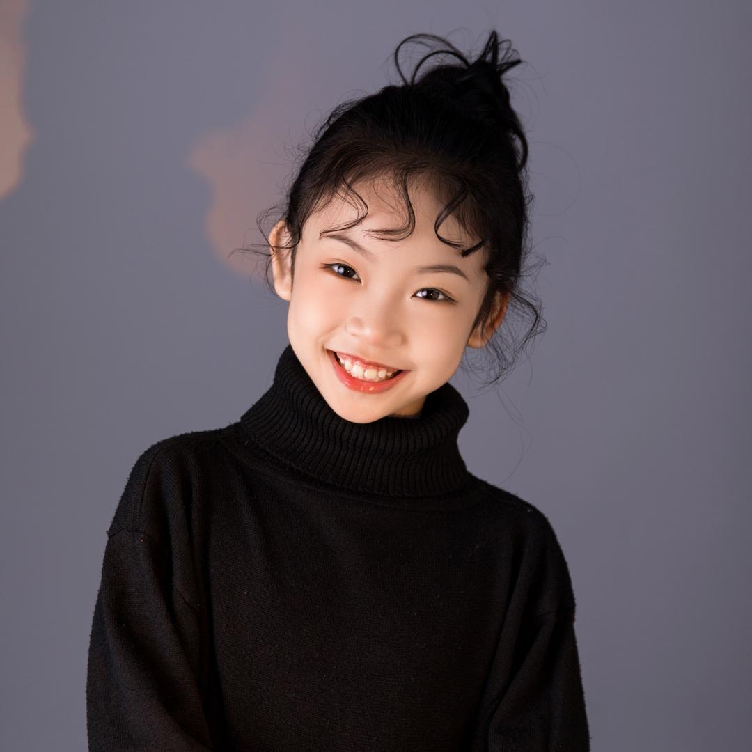 何姝莹-【唯度拉丁舞】