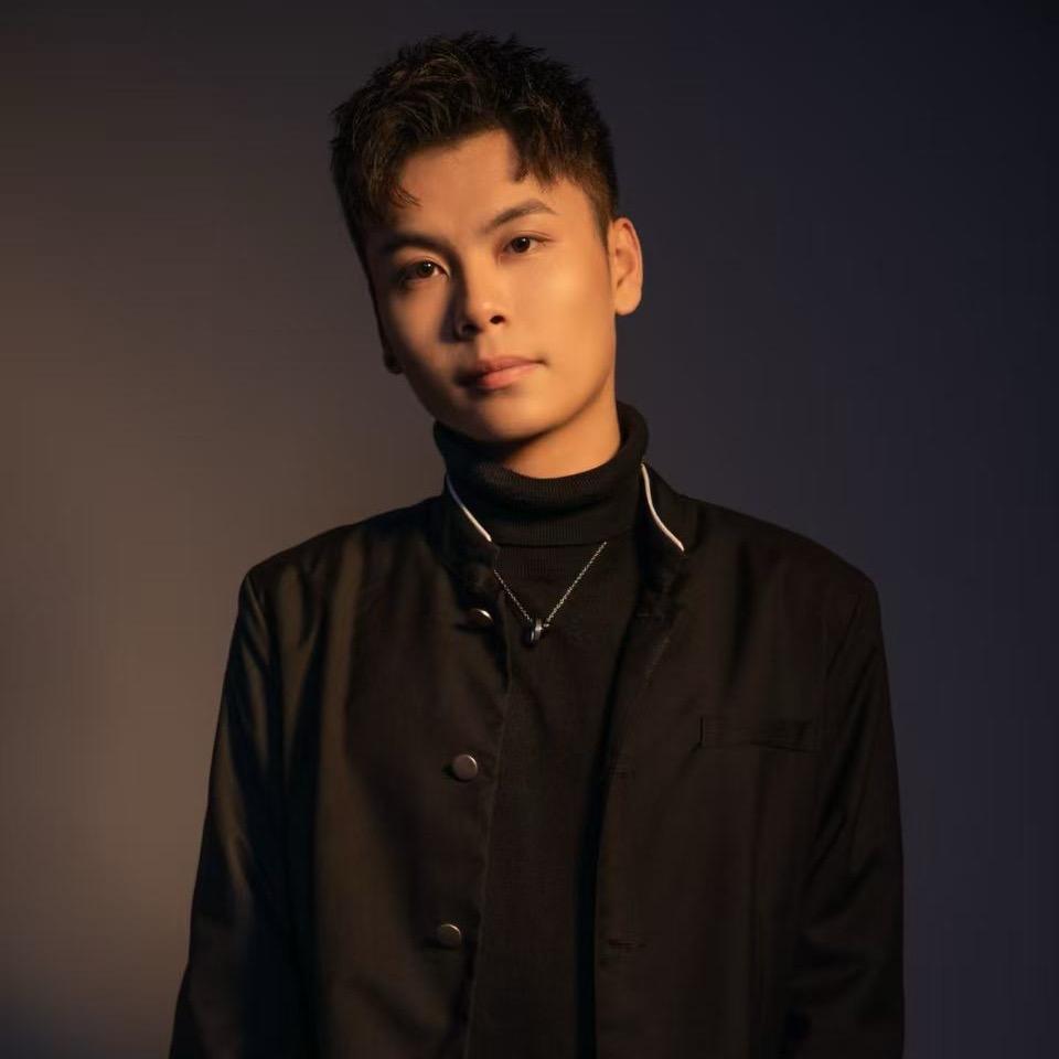 李易晨接发培训