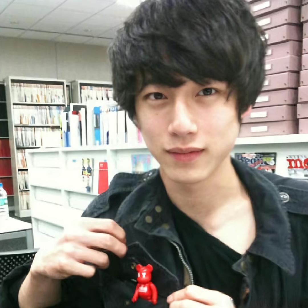 尿高只为遮住泪