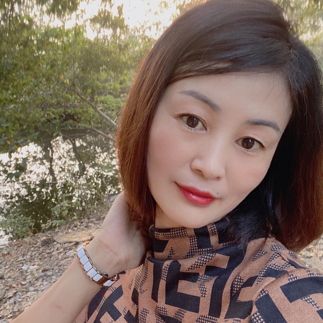 阳光的静青