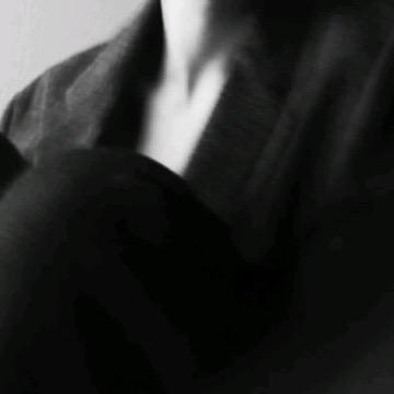 悲伤虚弱痛苦的树懒