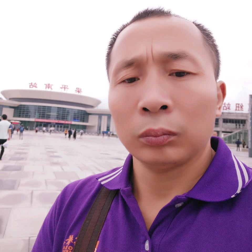 杨成(重庆梁平)