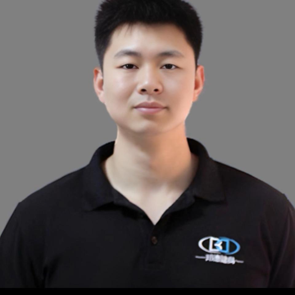zxc邦德健身游泳教练张凯星