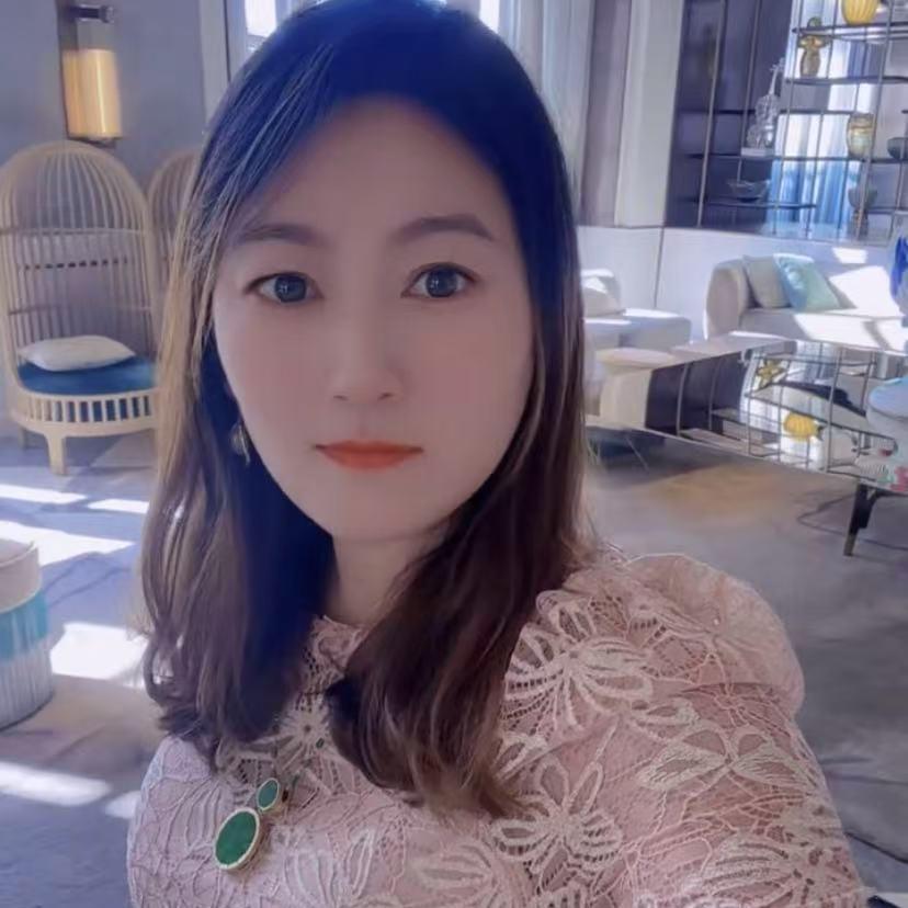 小龙女💕（芊芊）