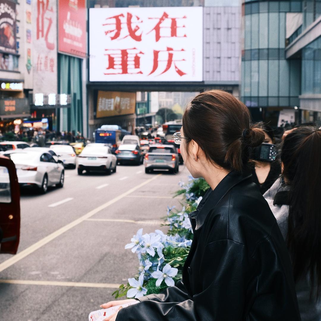 杨昭.
