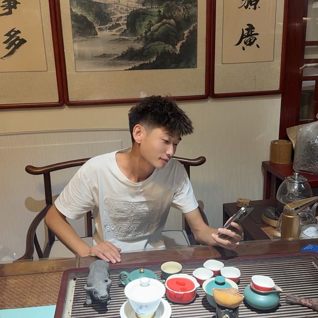 @带她去看海🌊