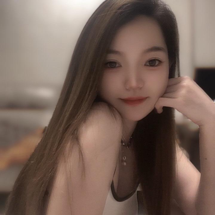 💋  Ling 。💄
