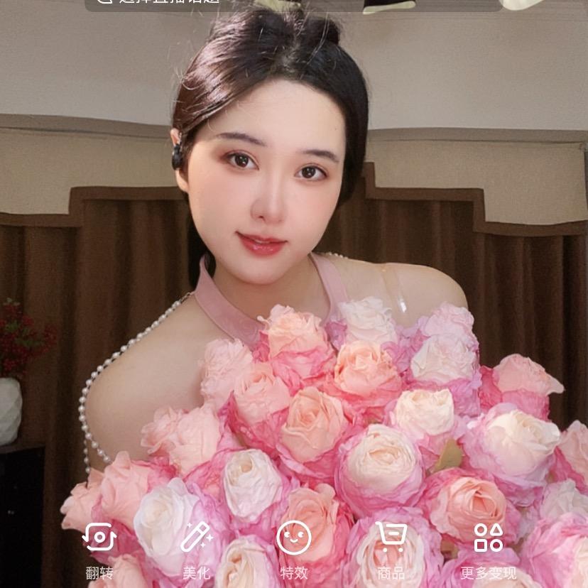玥儿弯弯笑儿