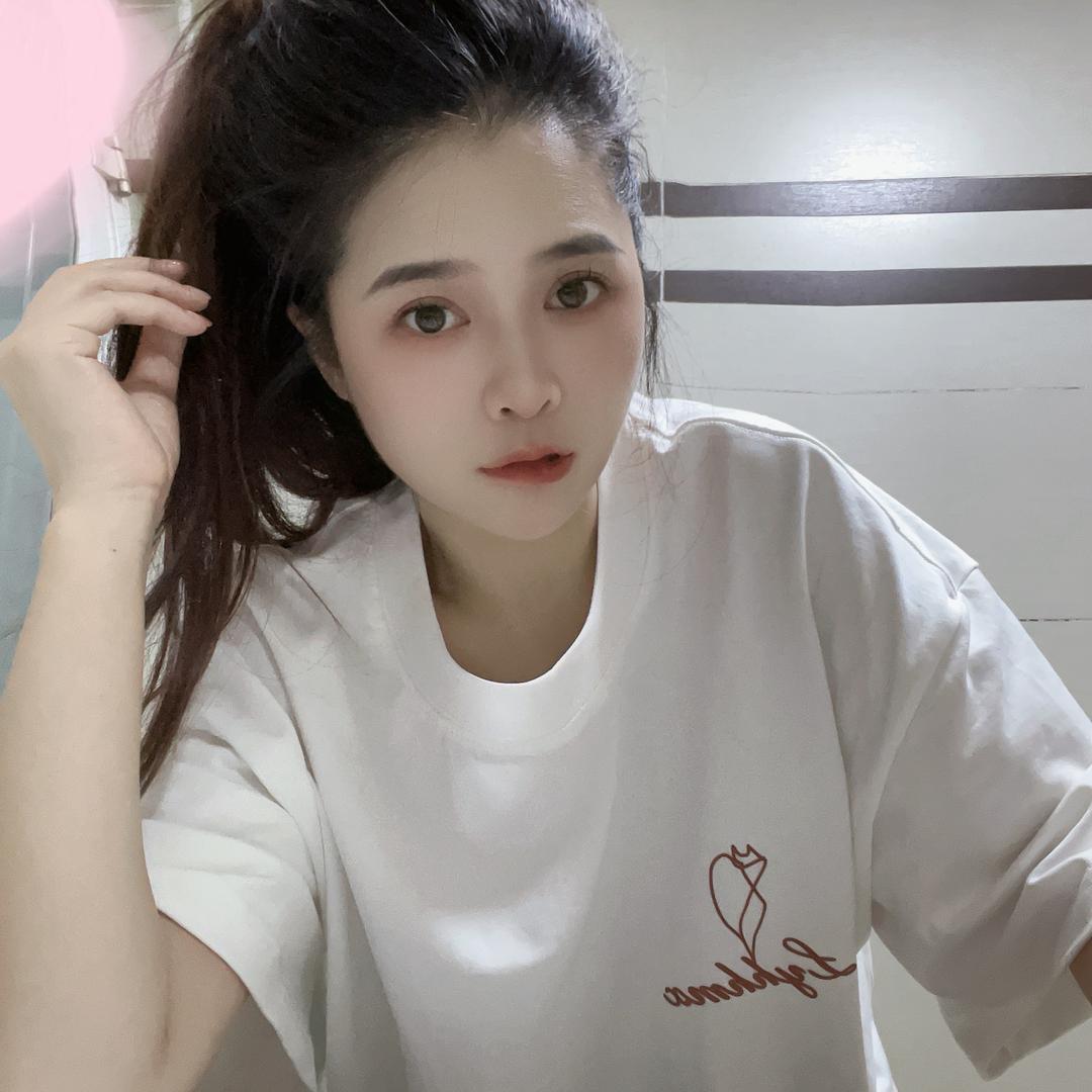 苗依依💍