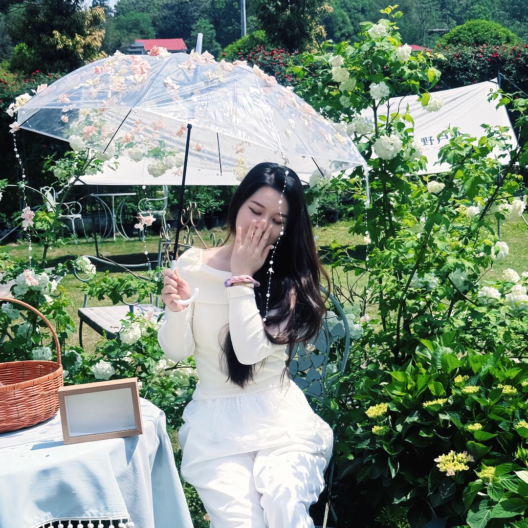 小美妞💕