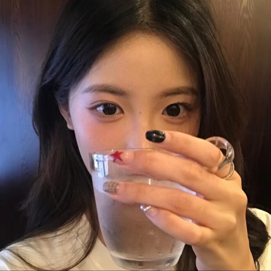 咕噜^