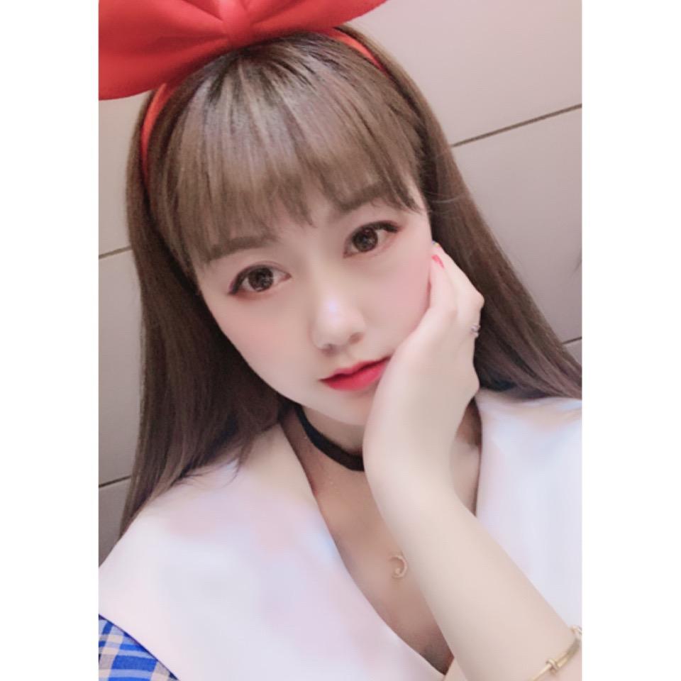 爱笑的女孩