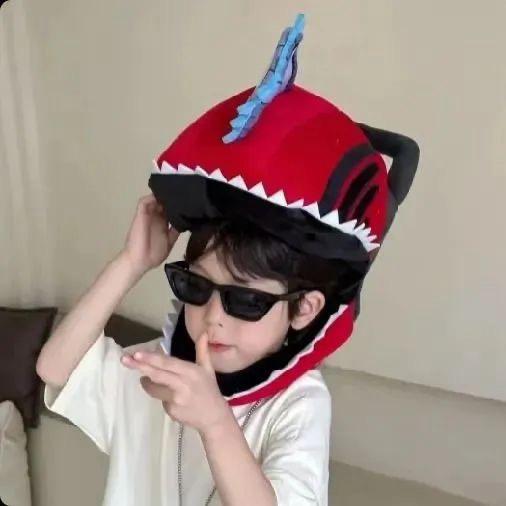 蓝桉长在洱海边