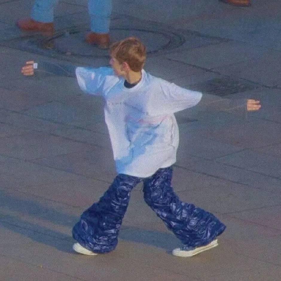 🦹🏼