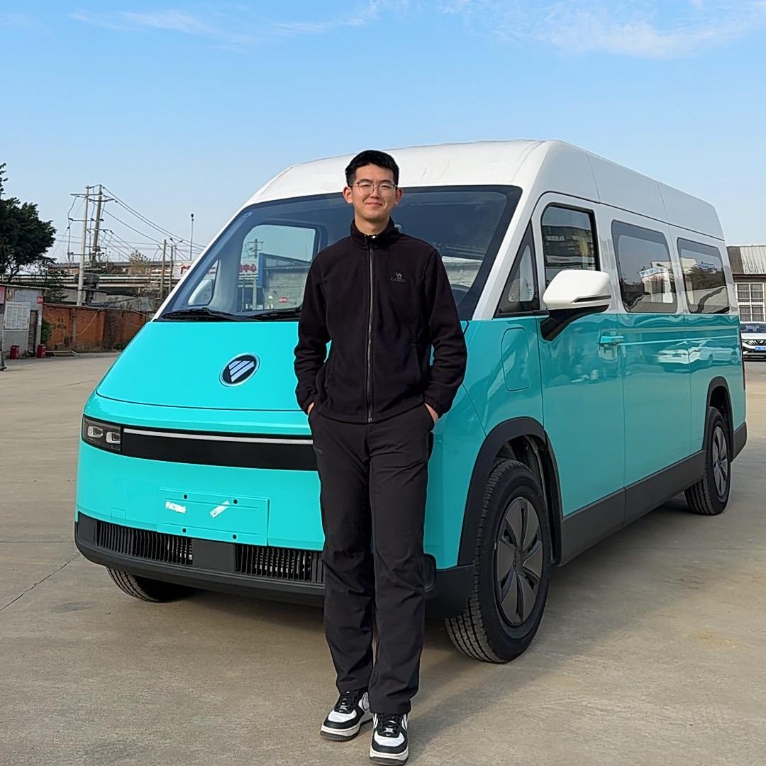 福田图雅诺-阿祖（四川蓉泸兴4S店）