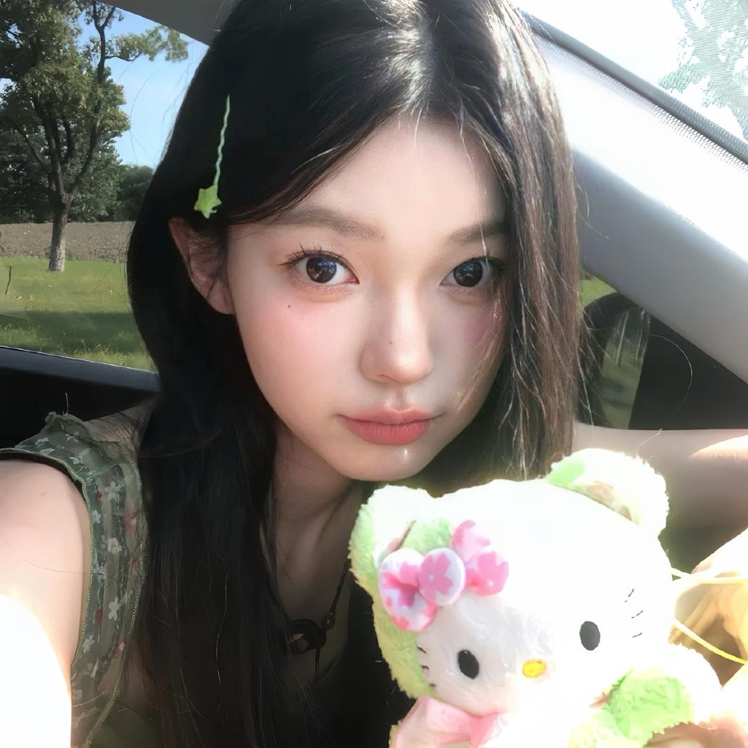 Yy^
