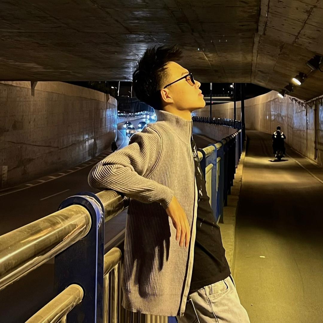 李毅轩_