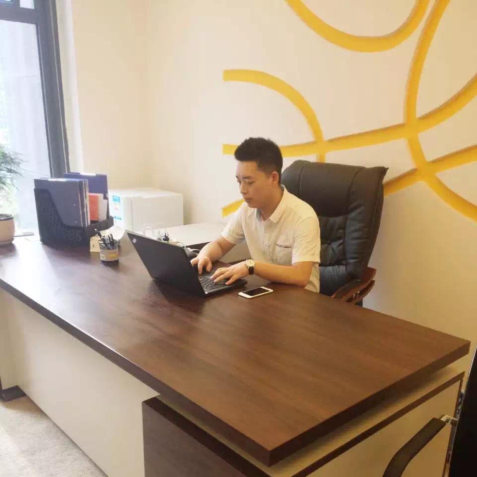刘乔🐠