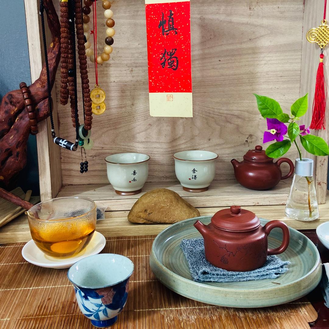 琪琪爱喝茶