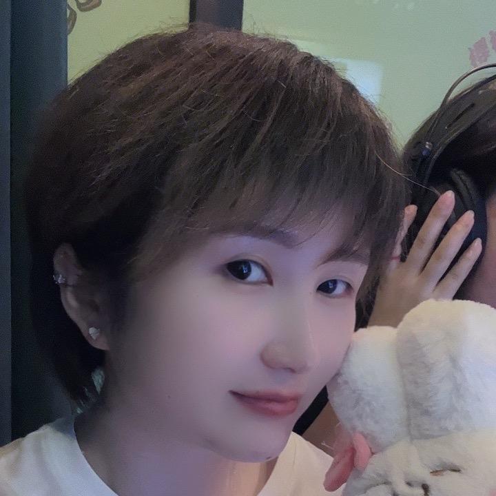 燕子^O^